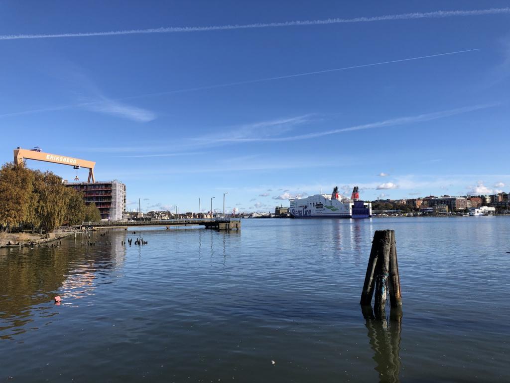 A typical, sunny fall day in Gothenburg. The picture is taken in Färjenäs on the island of Hisingen, where the ferries used to dock before the bridge connected it to the mainland.