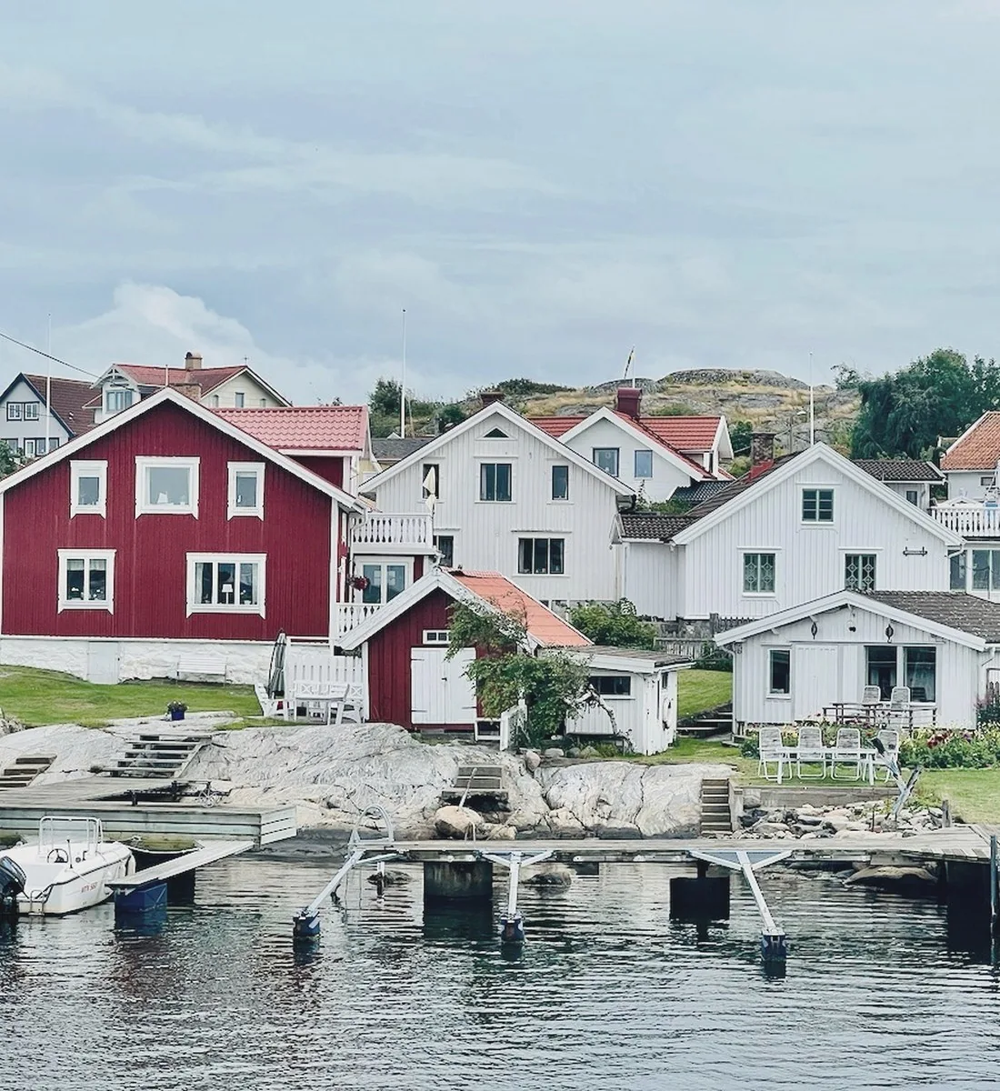 Houses near the west coast